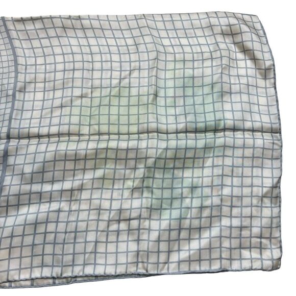 RARE Vintage Late 60’s Vera Neumann Brand Green and Ivory Floral Scarf‎ - Picture 3 of 8